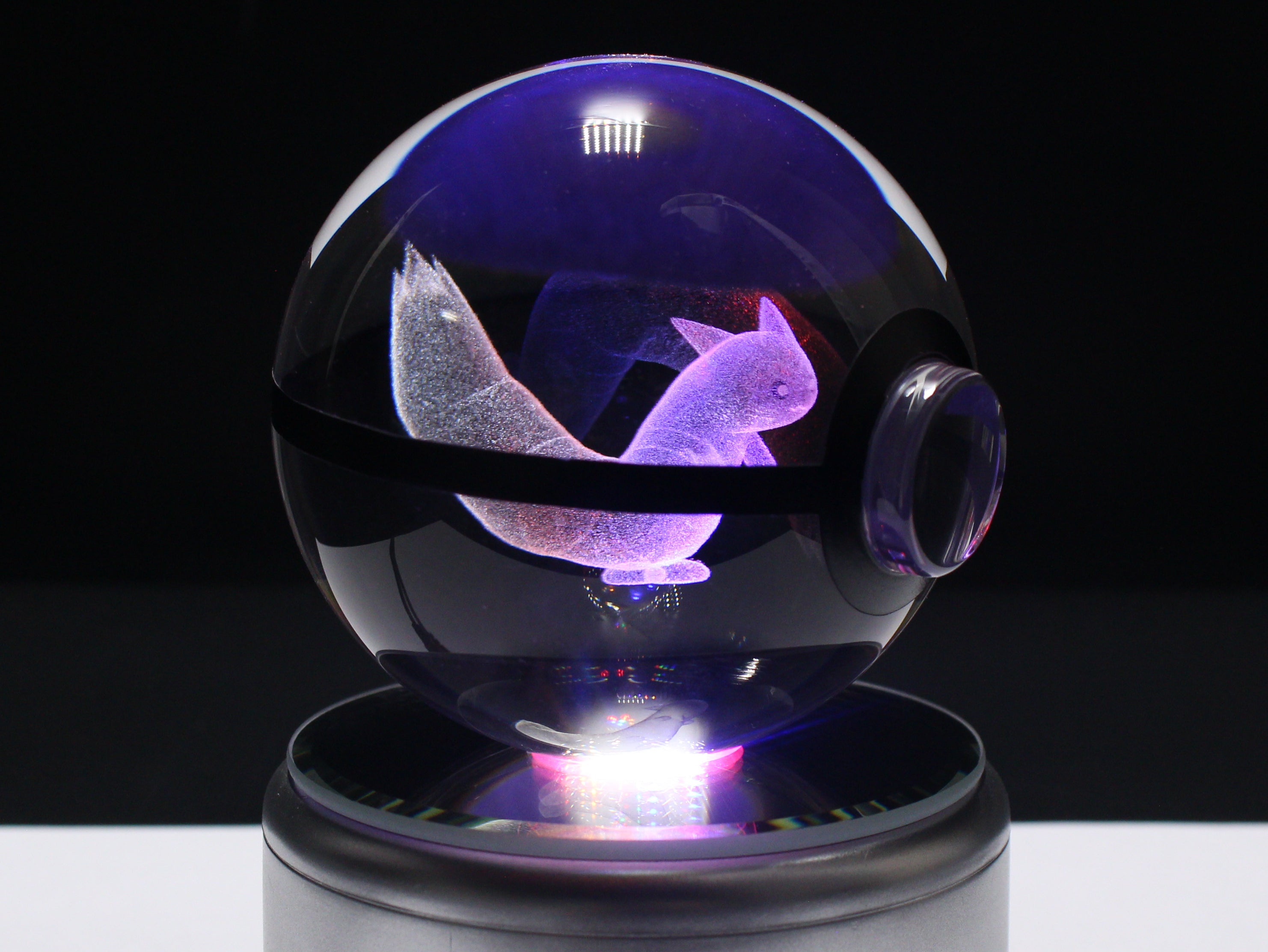 Furret Large Crystal Pokeball