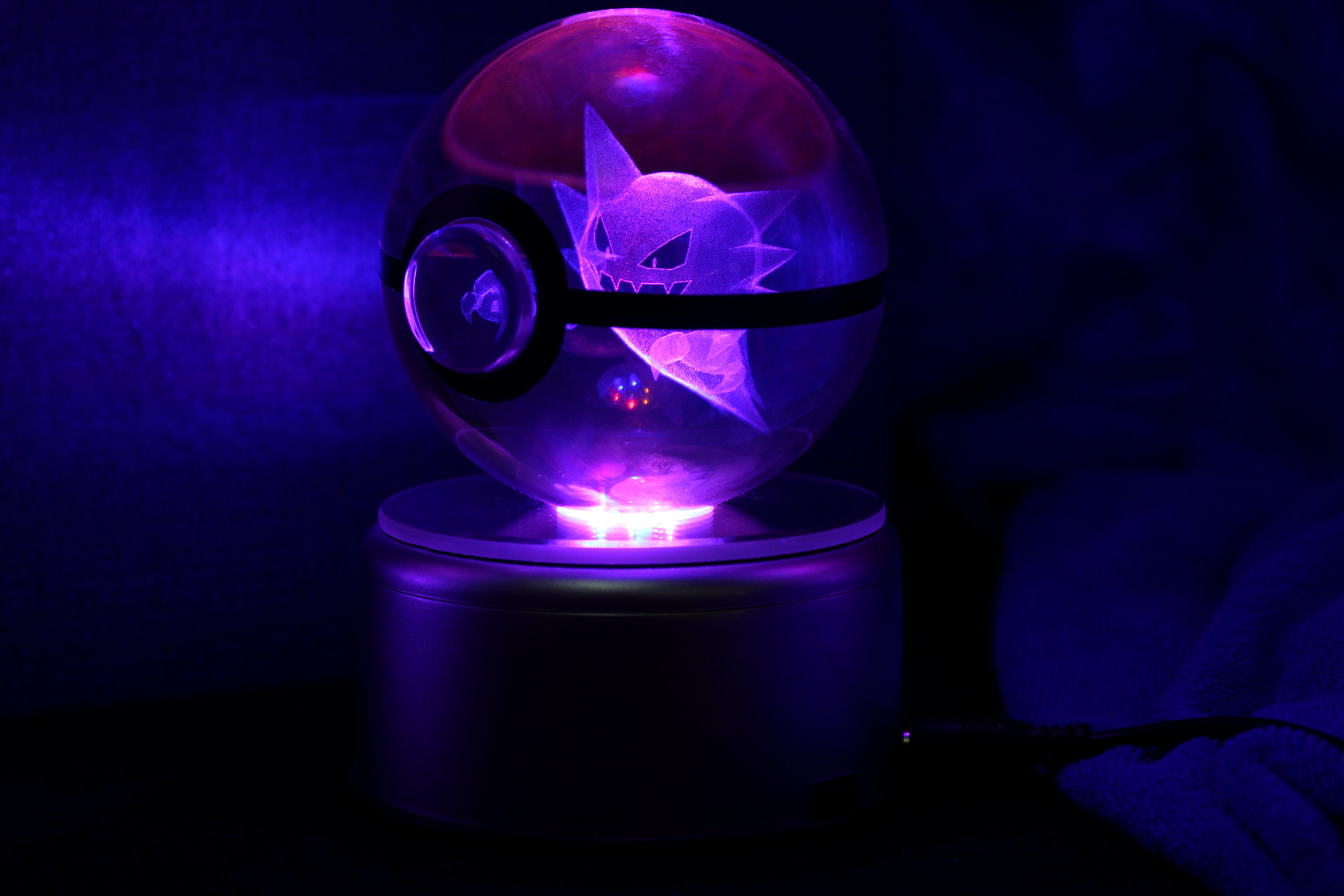 Haunter Large Crystal Pokeball