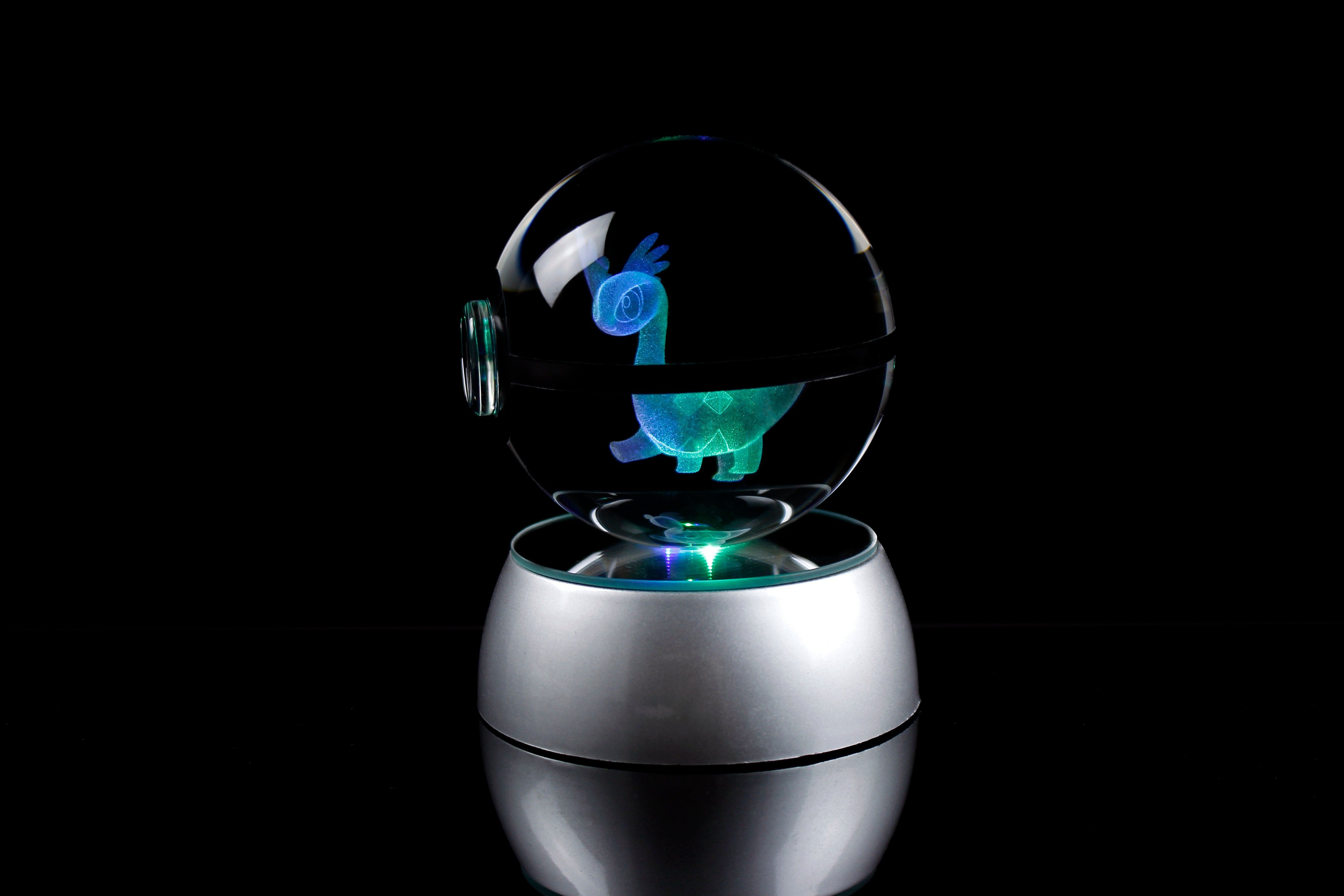 Amaura Large Crystal Pokeball