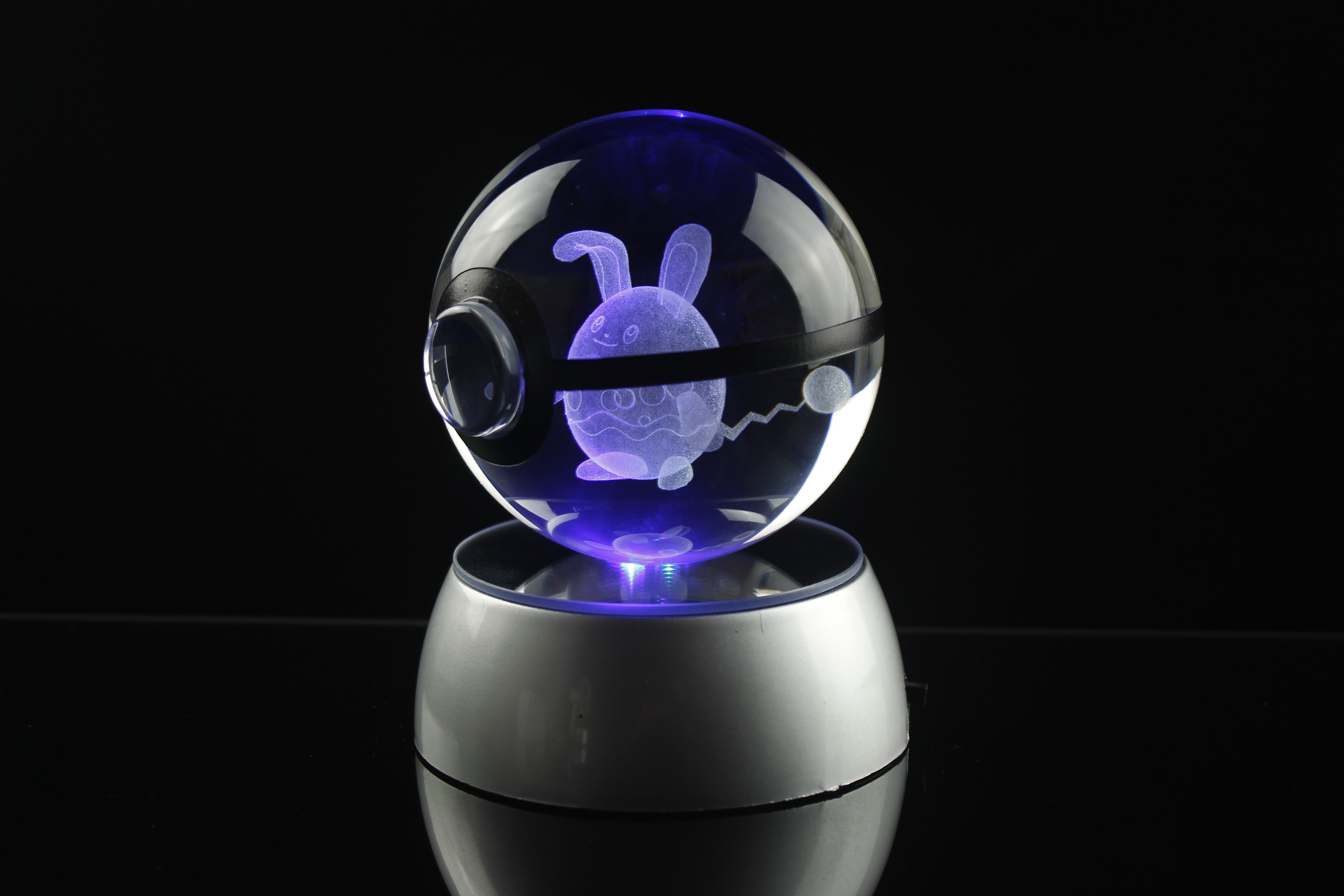 Azumarill Large Crystal Pokeball