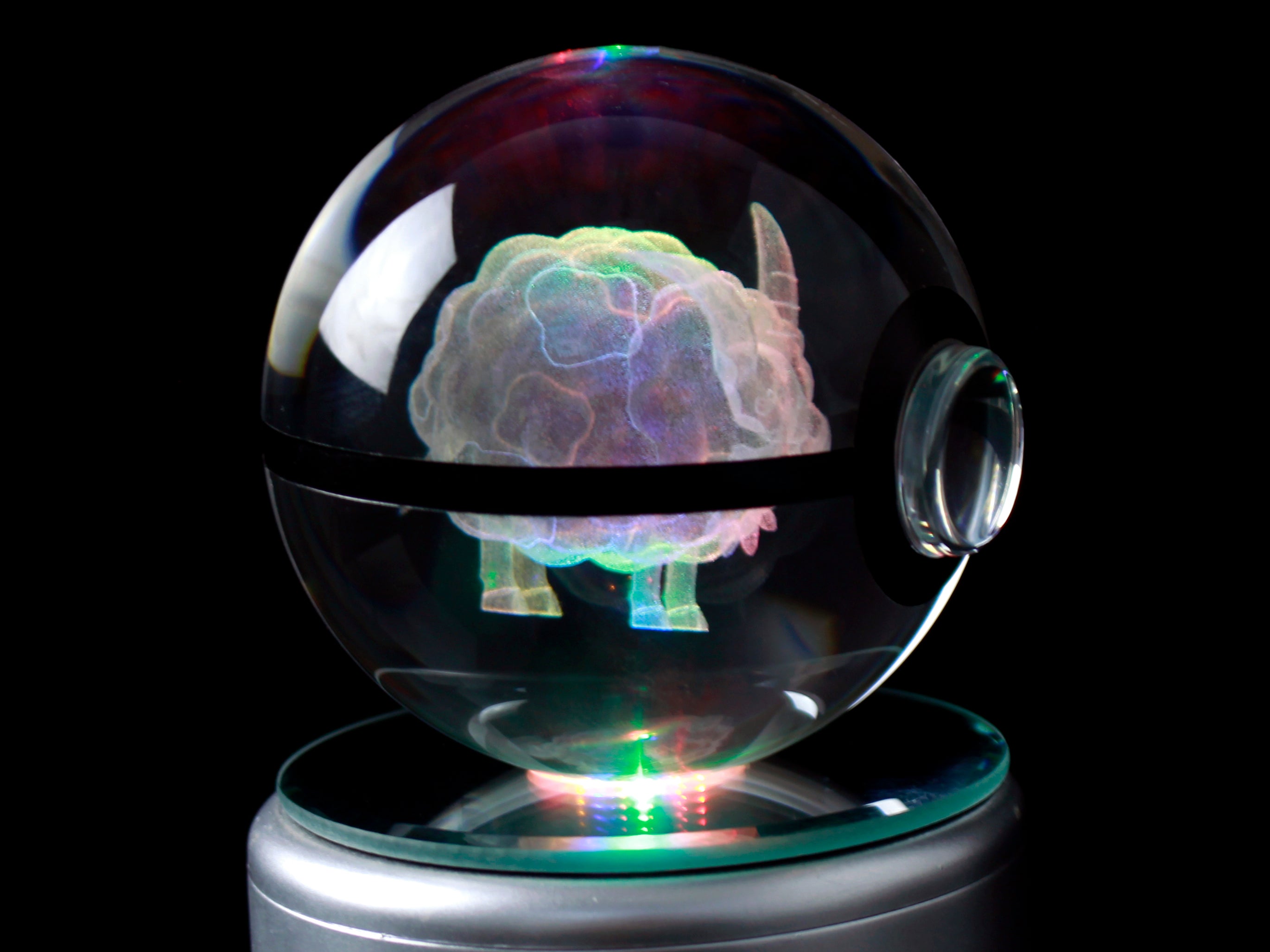 Dubwool Large Crystal Pokeball