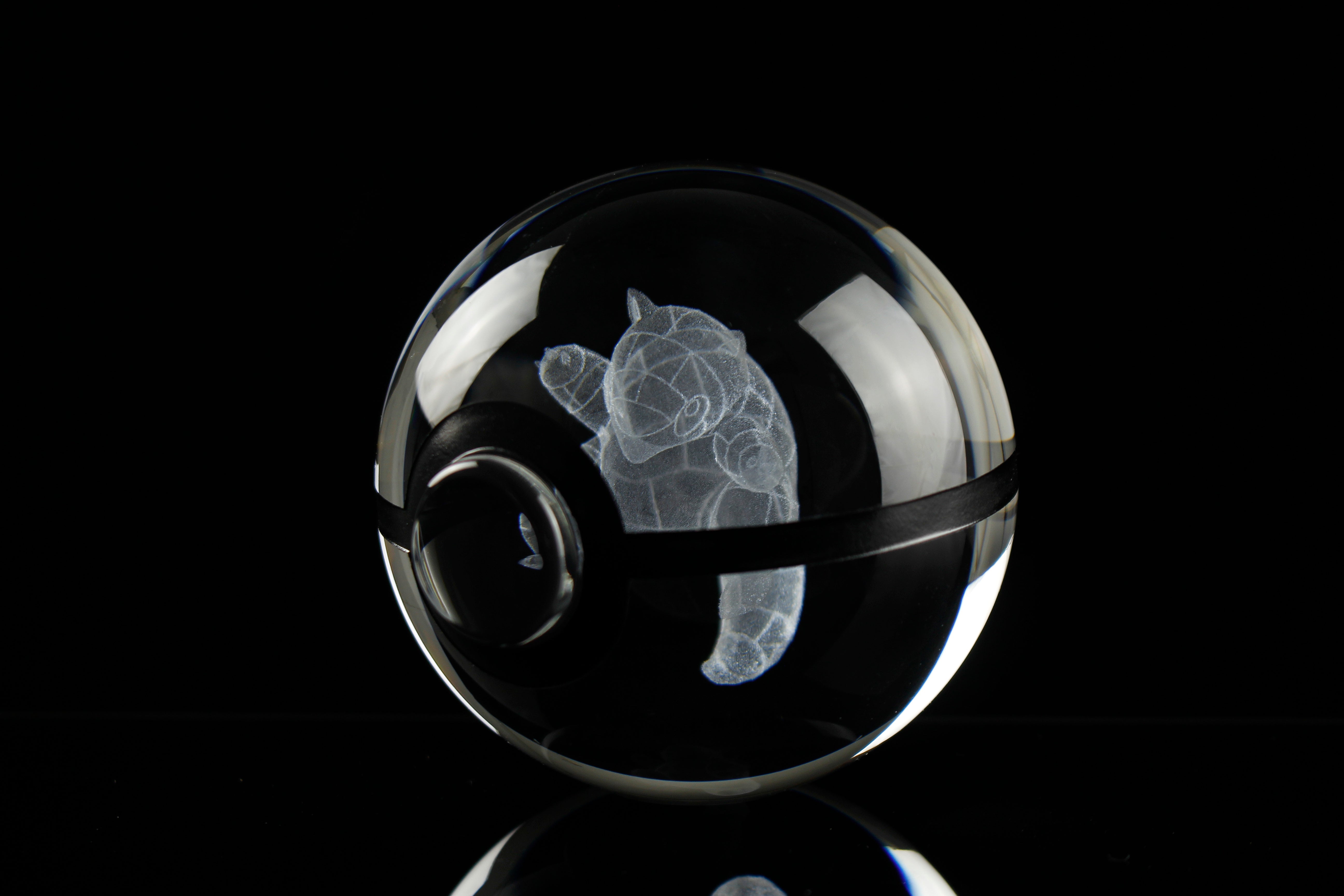 Sandscrew Large Crystal Pokeball