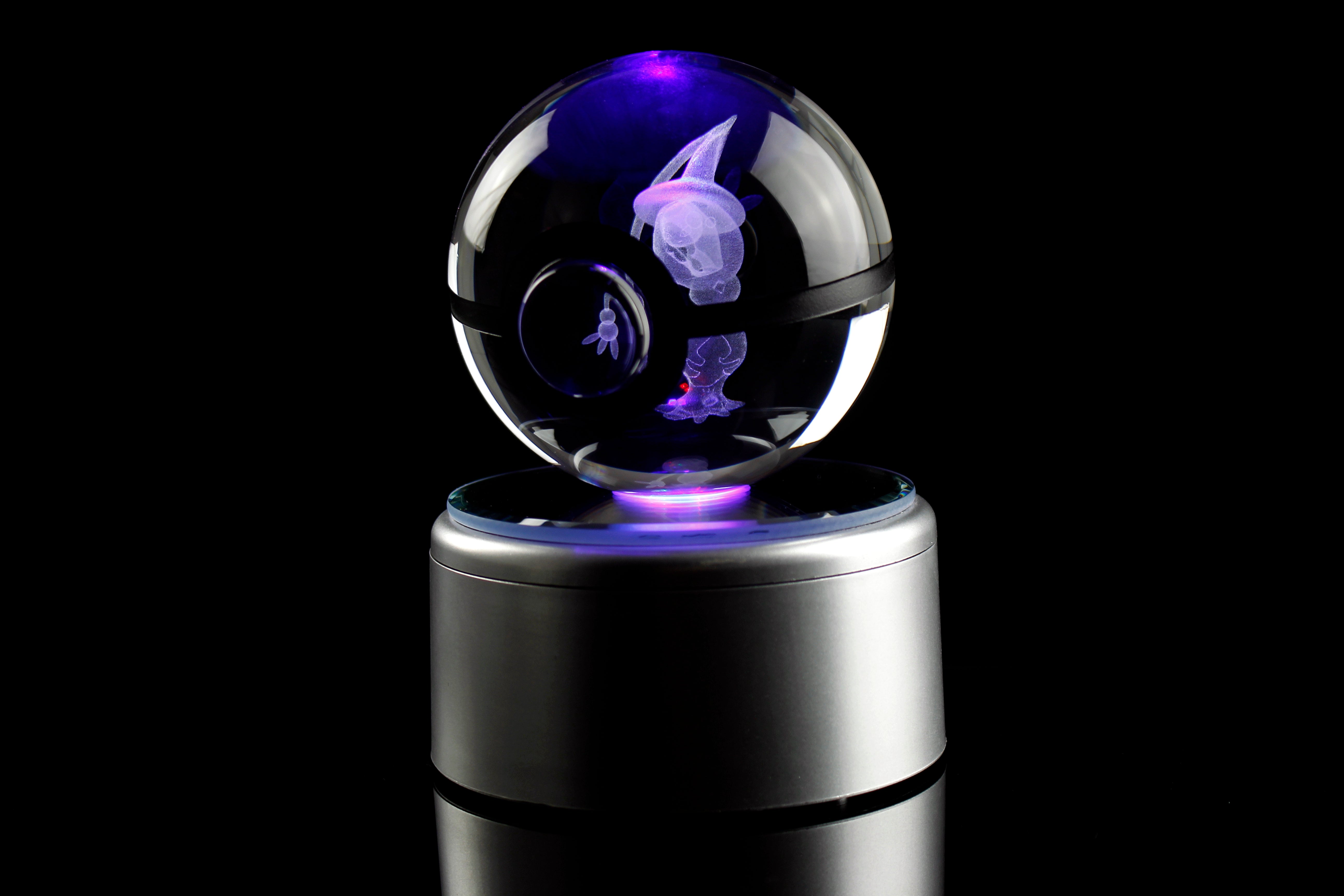 Hatterene Large Crystal Pokeball