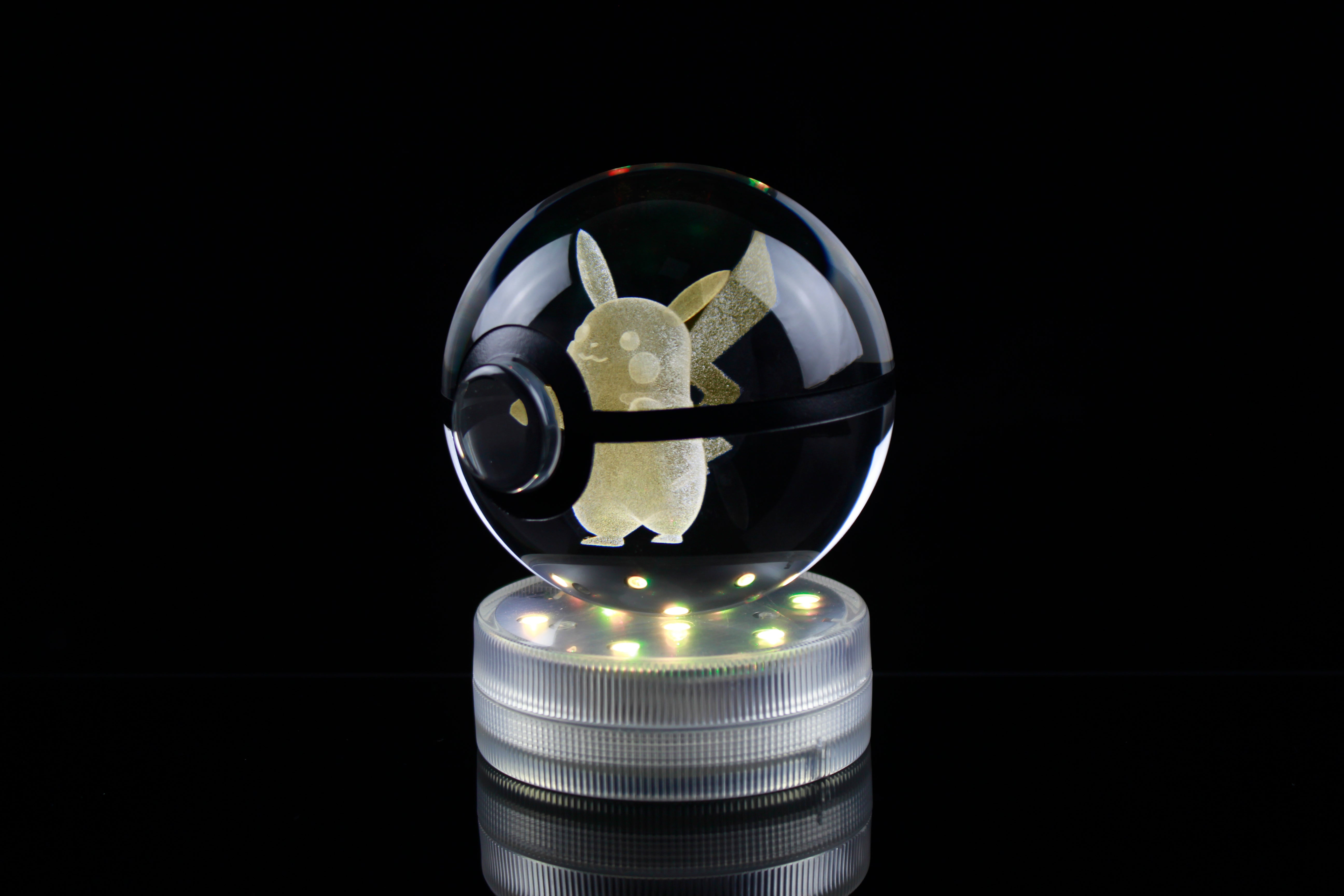 Pikachu Large Crystal Pokeball