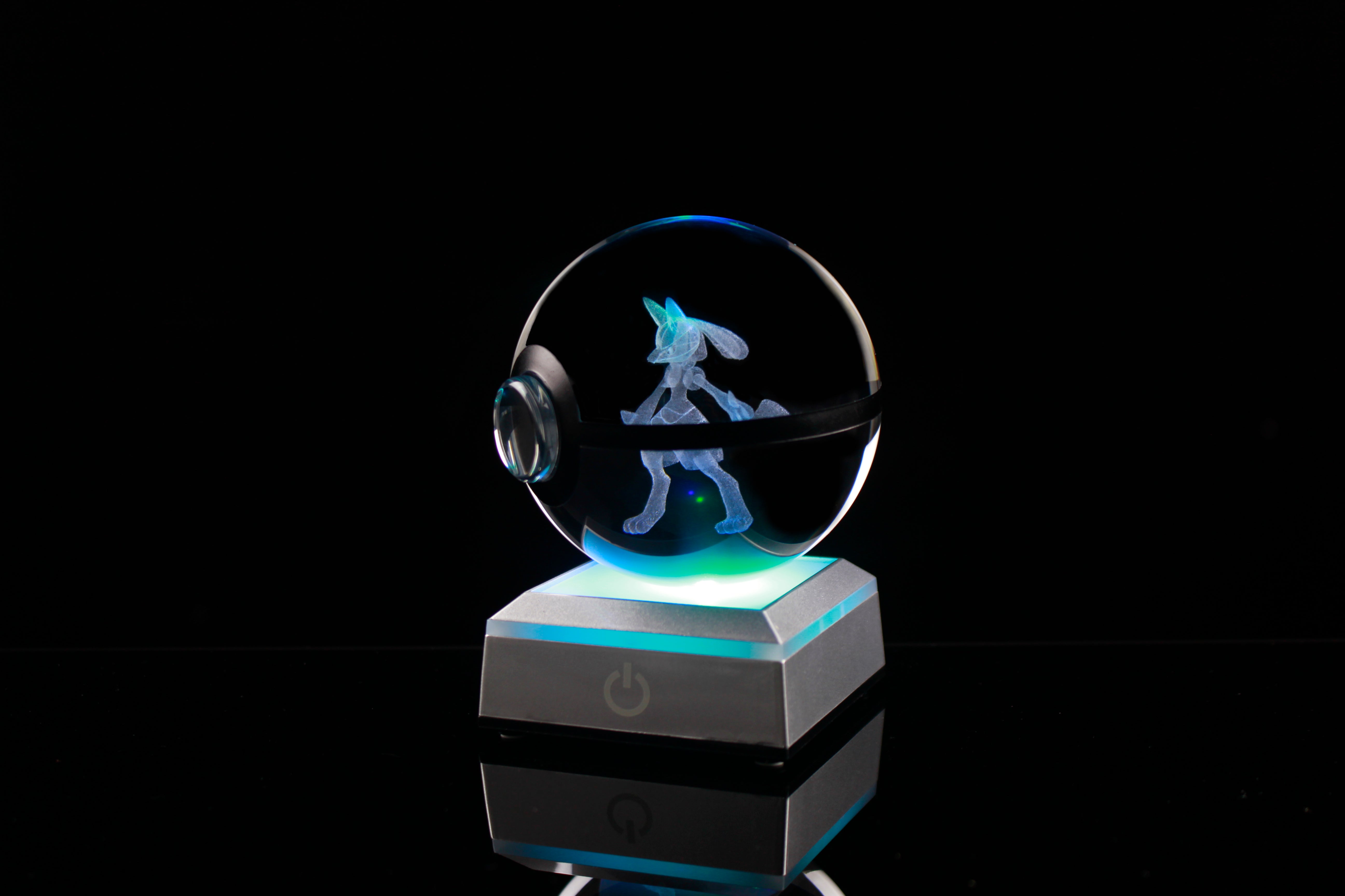 Lucario Large Crystal Pokeball