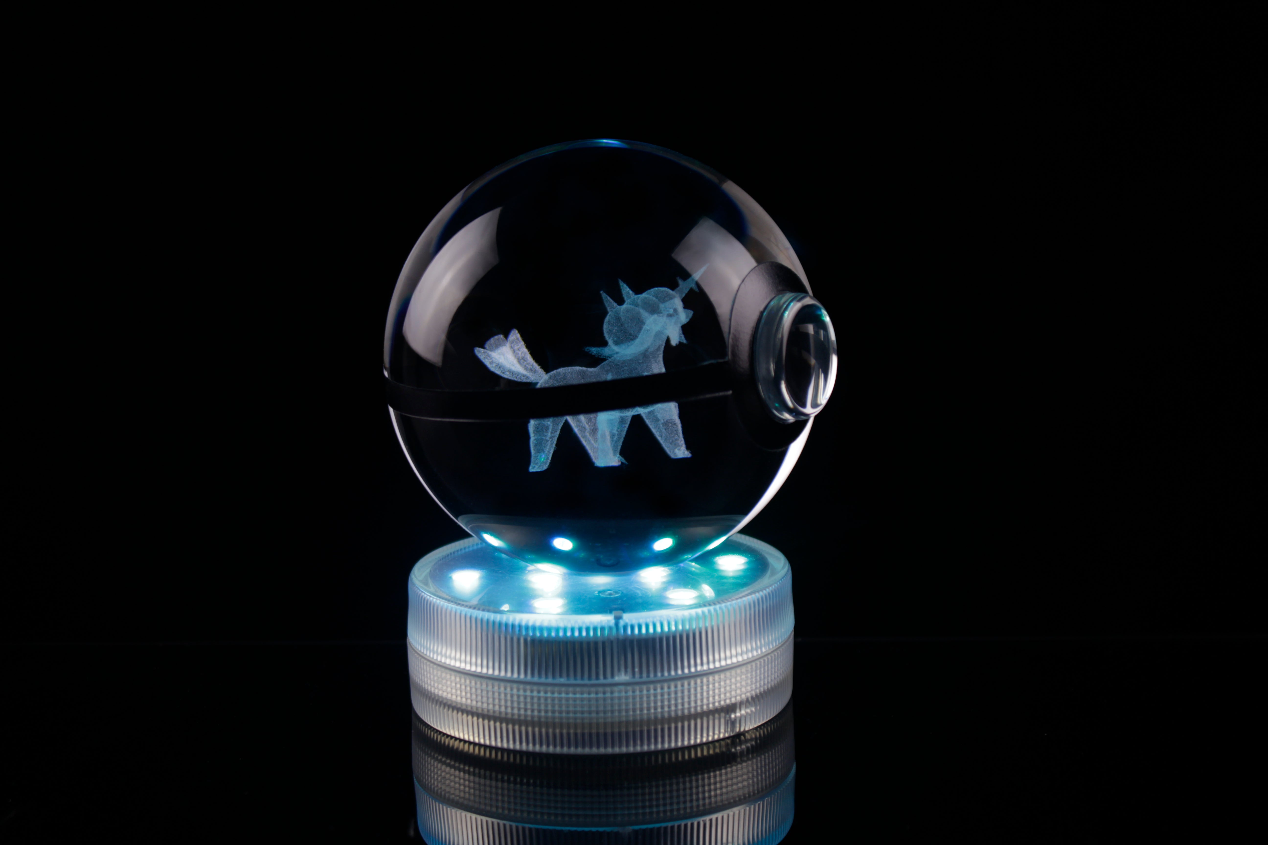 Samurott Large Crystal Pokeball