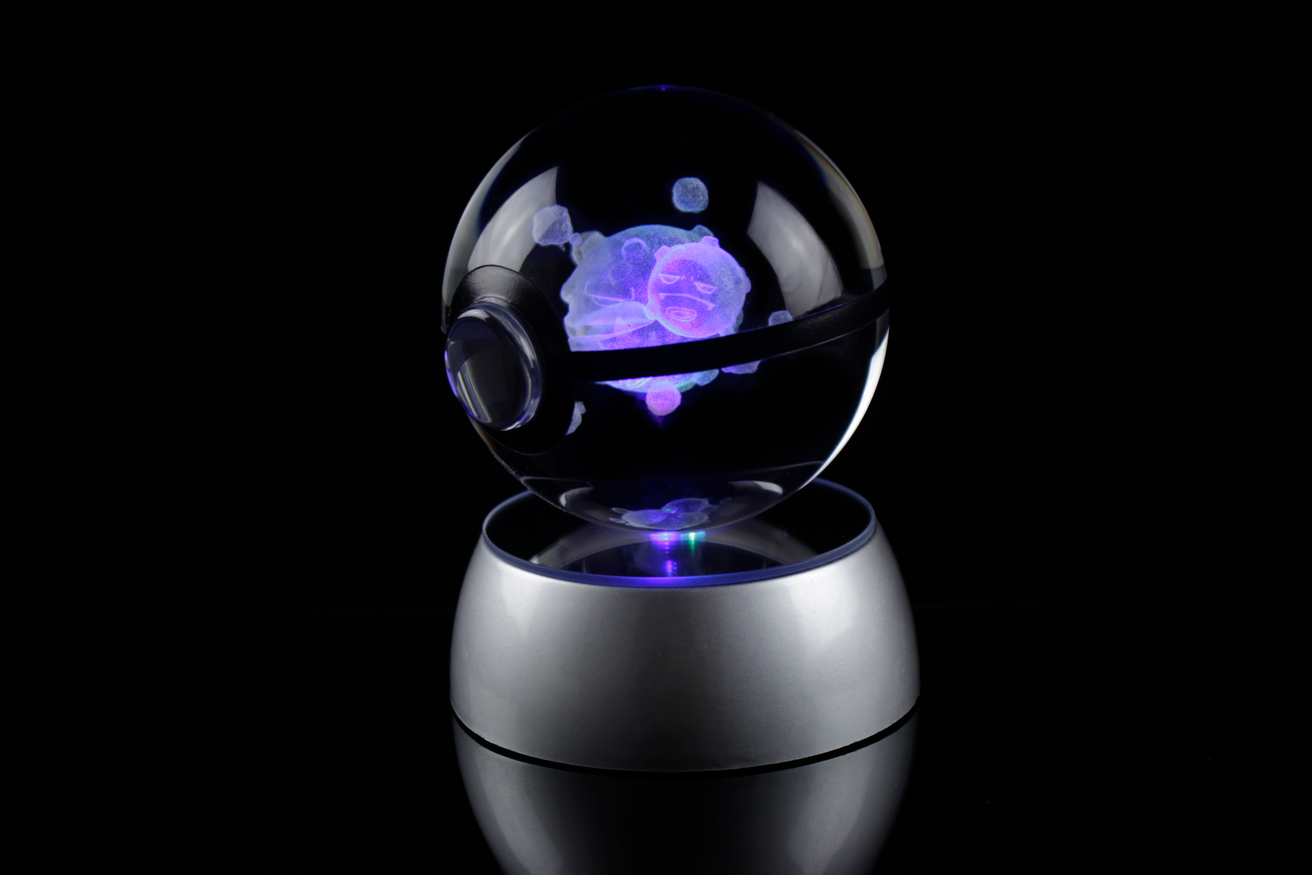 Weezing Large Crystal Pokeball