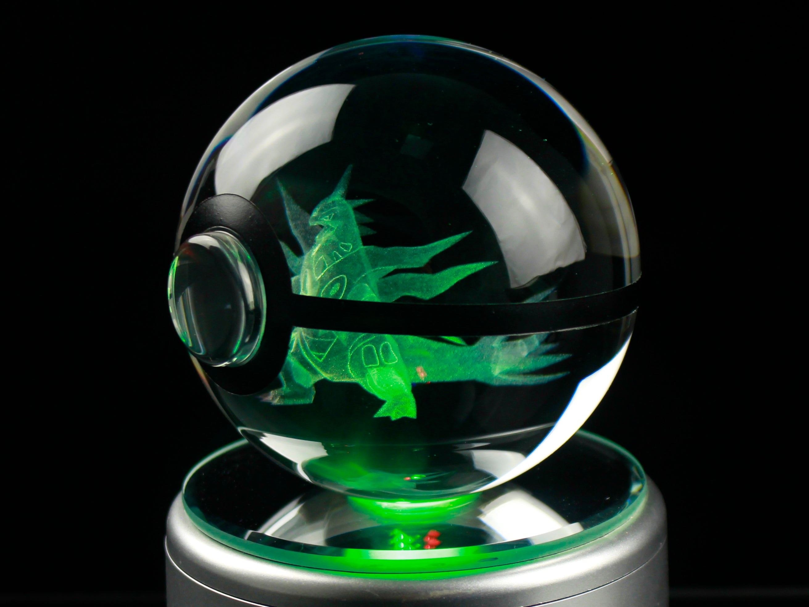 Mega Tyranitar Large Crystal Pokeball