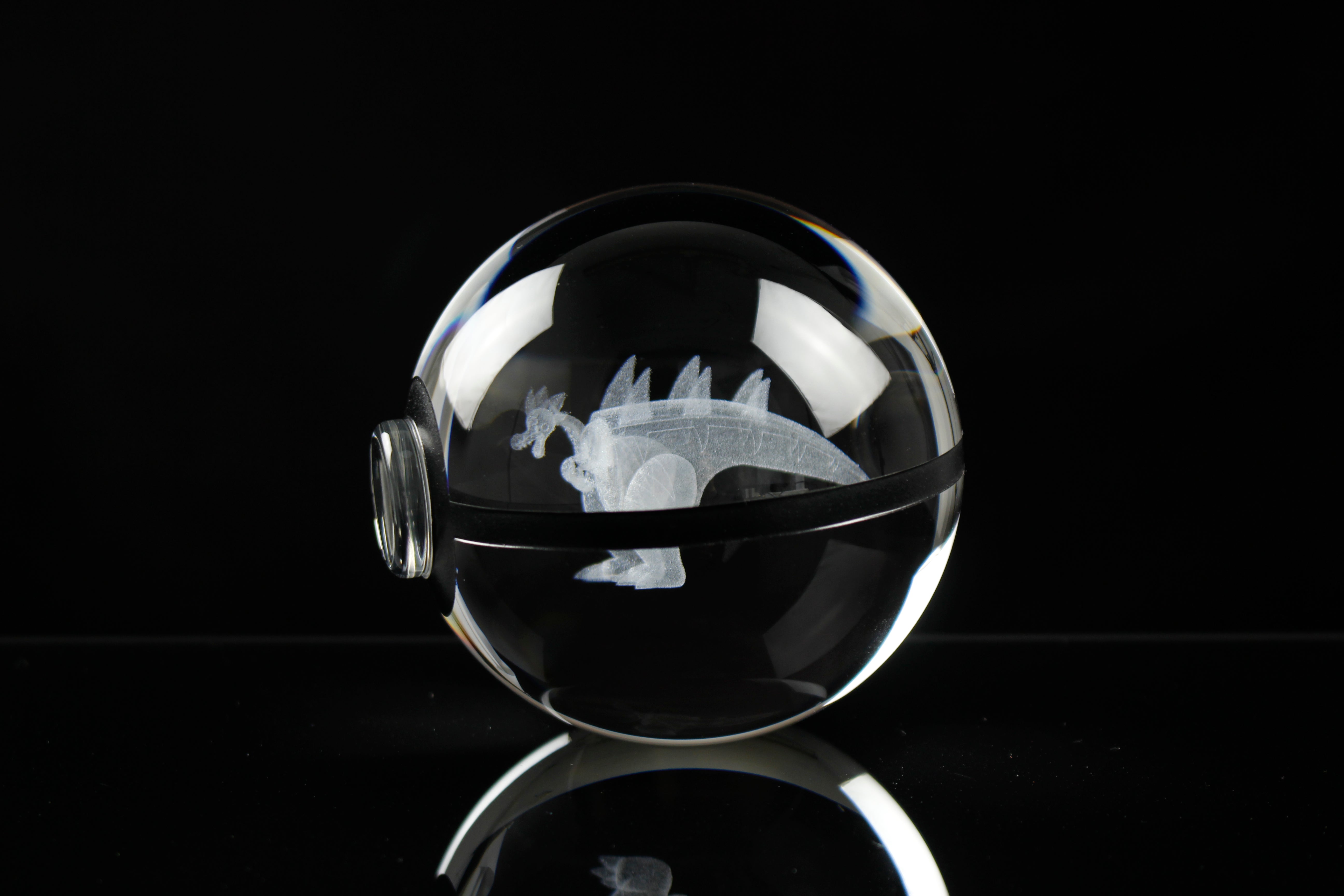 Dracozolt Large Crystal Pokeball