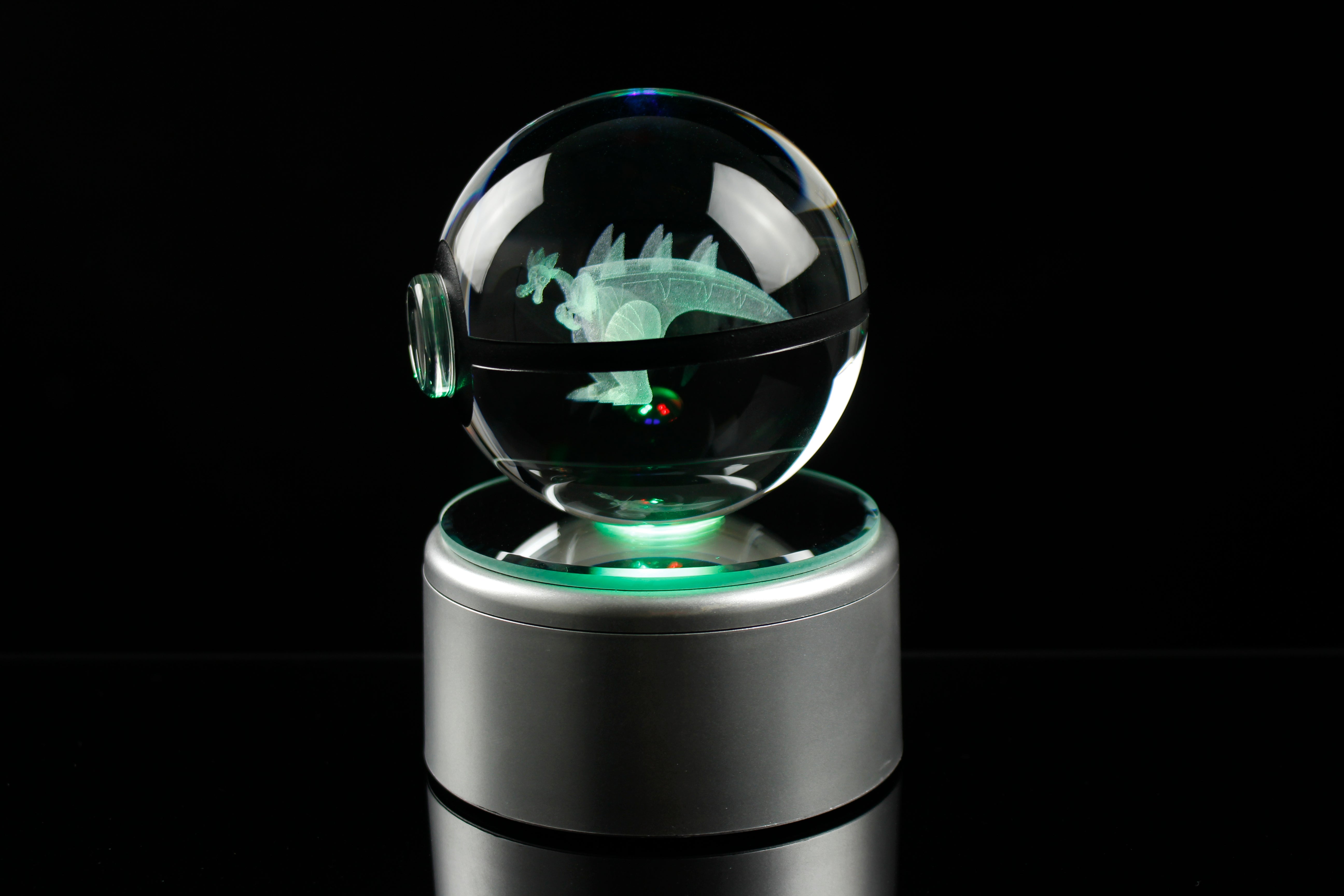 Dracozolt Large Crystal Pokeball