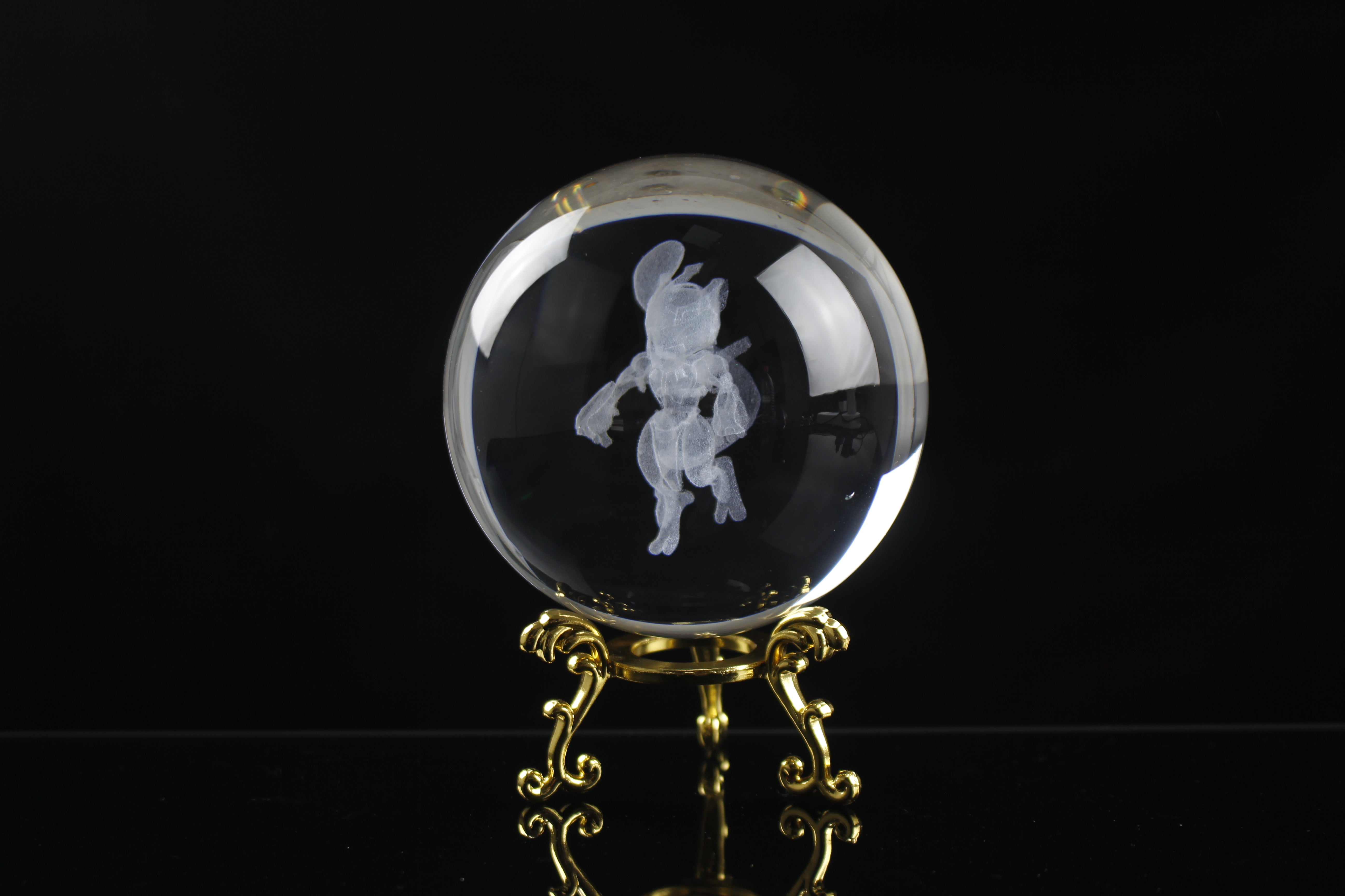 Armoured Mewtwo Engraved Crystal Orb