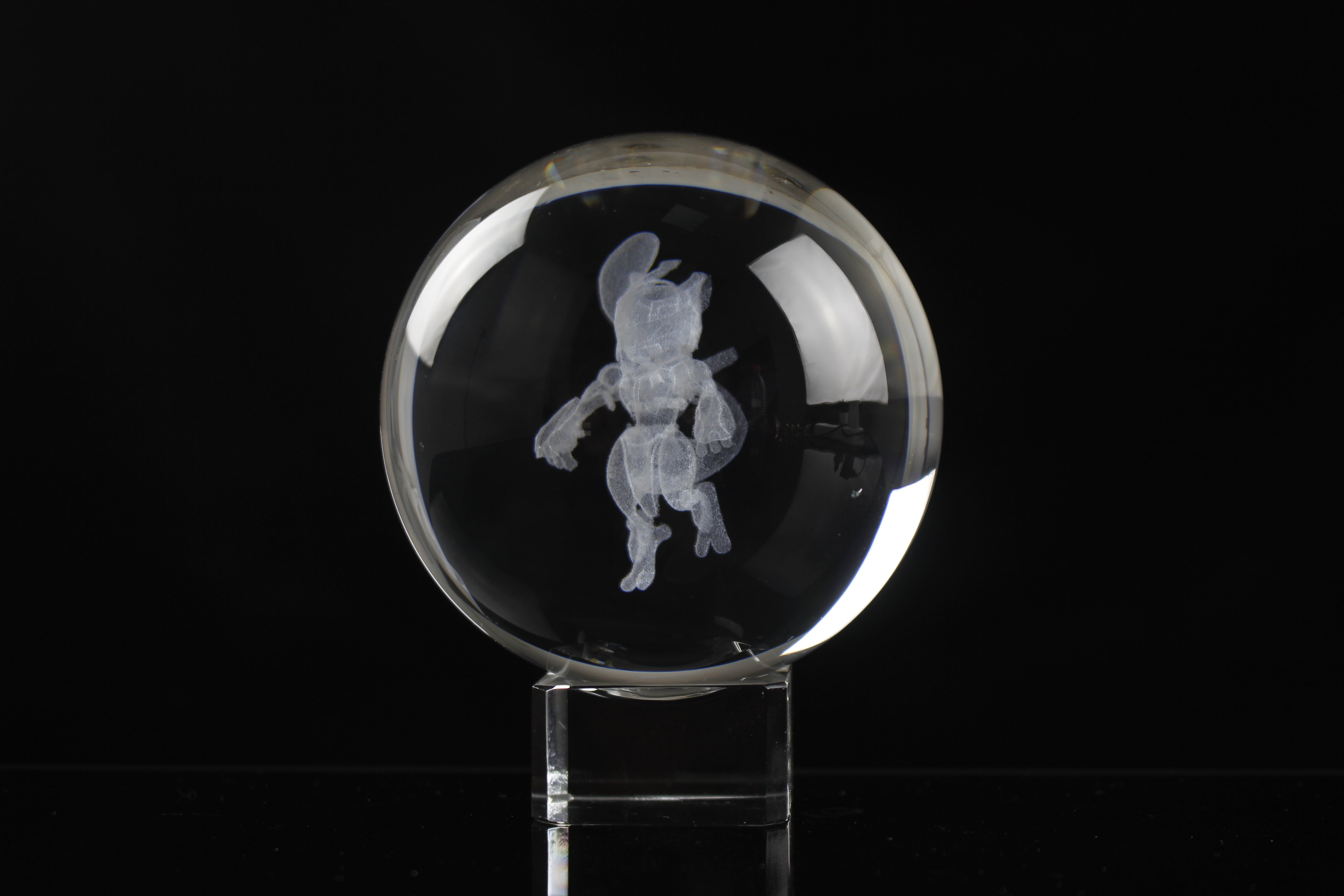 Armoured Mewtwo Engraved Crystal Orb