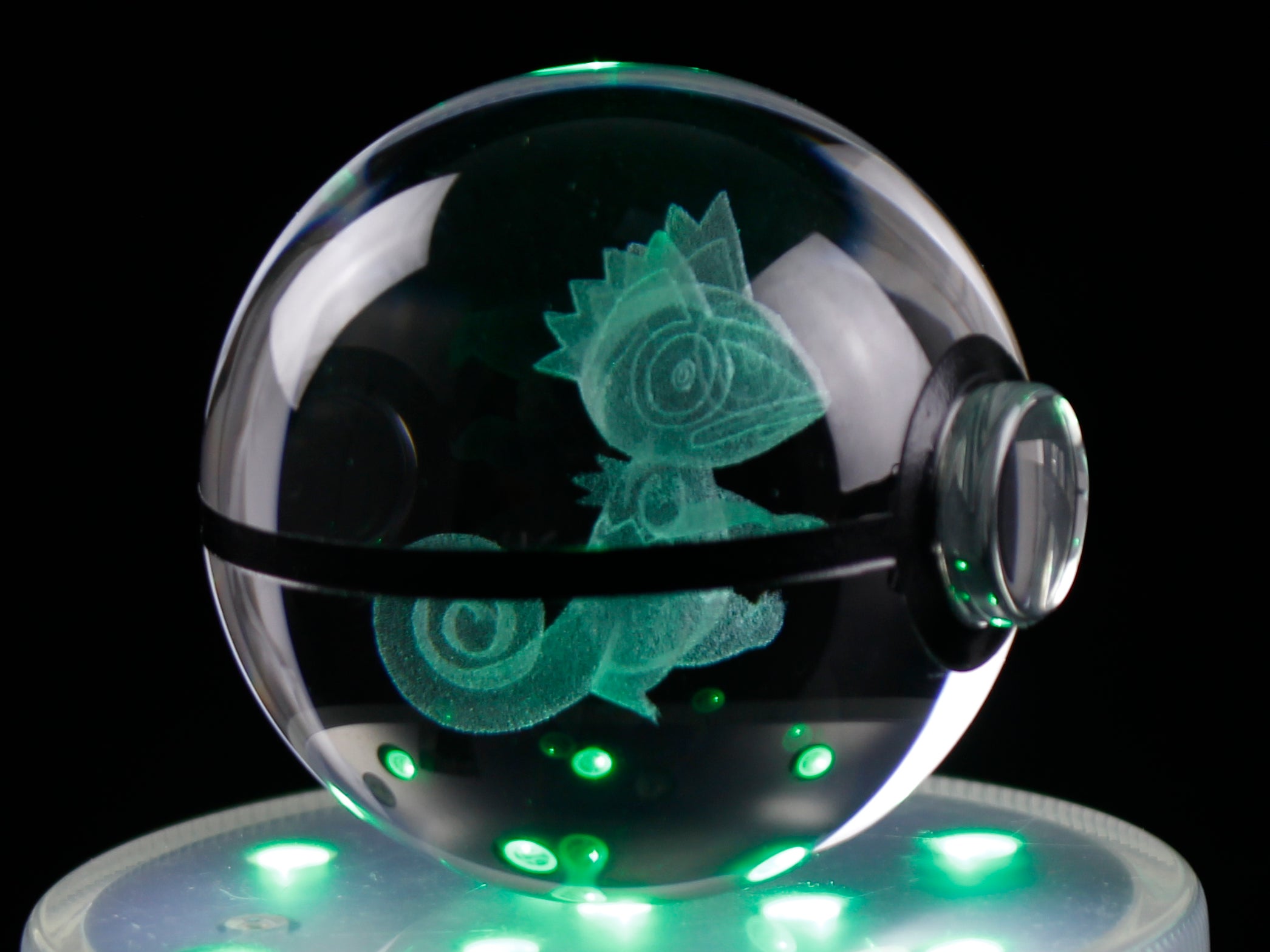 Kecleon Large Crystal Pokeball