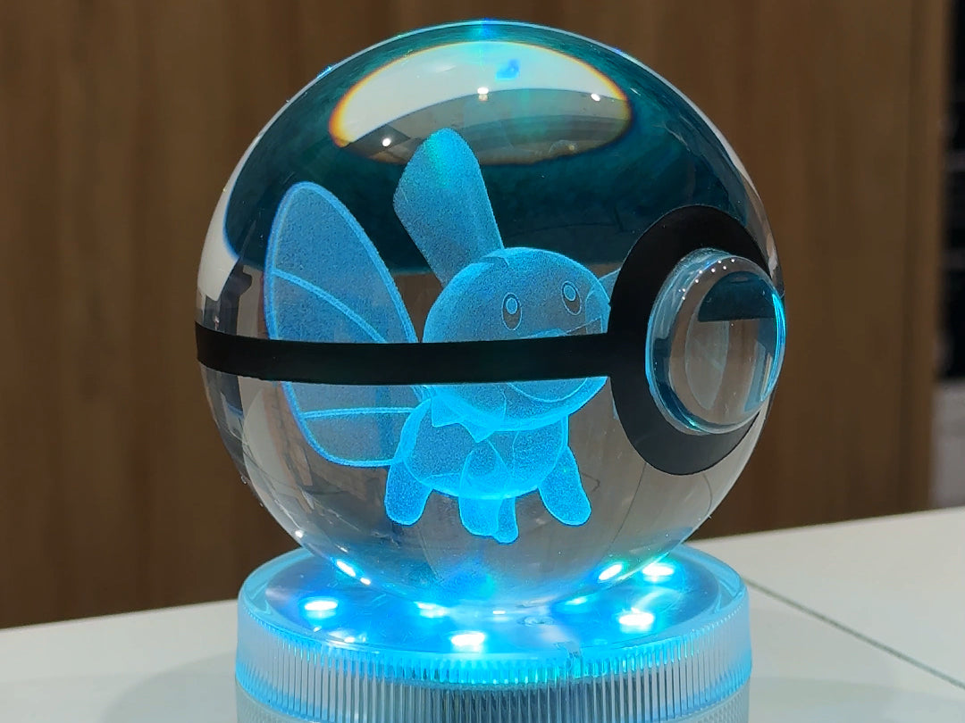 Mudkip Large Crystal Pokeball