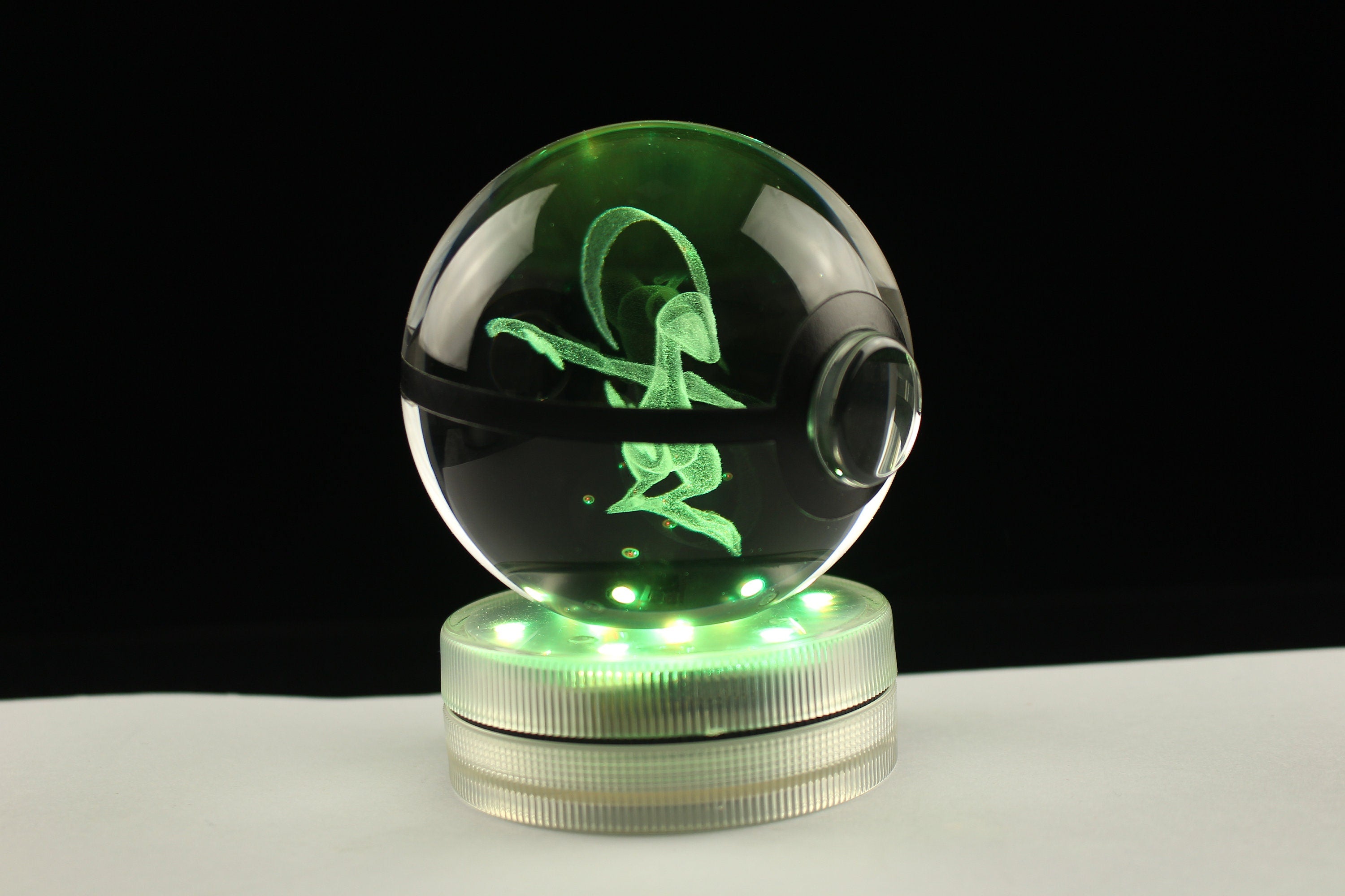 Grovyle Large Crystal Pokeball