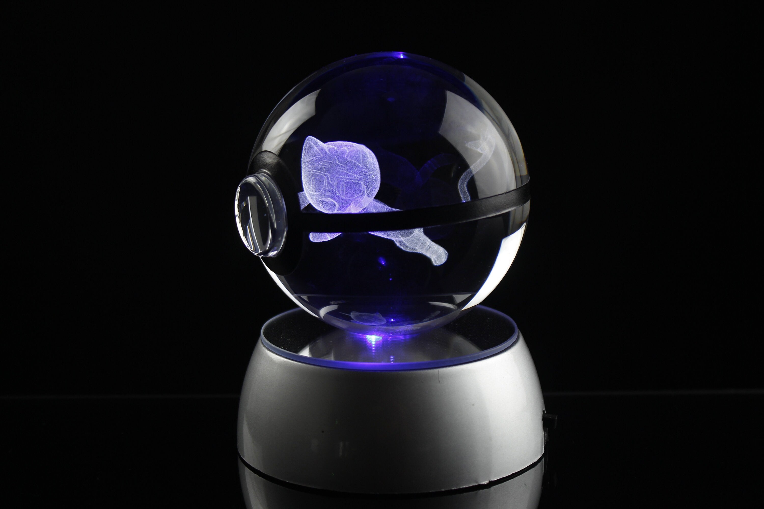 Litten Large Crystal Pokeball