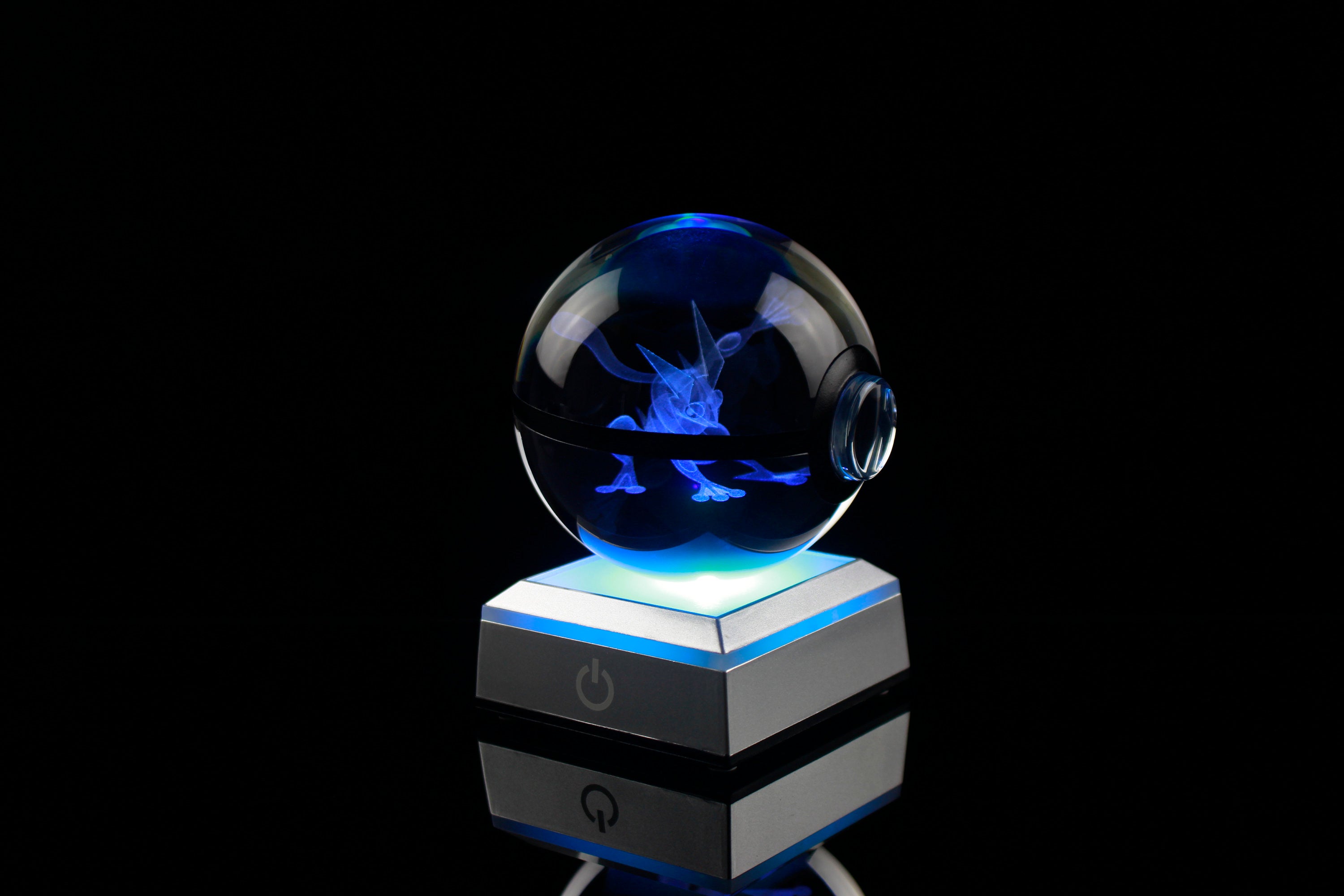 Greninja Large Crystal Pokeball