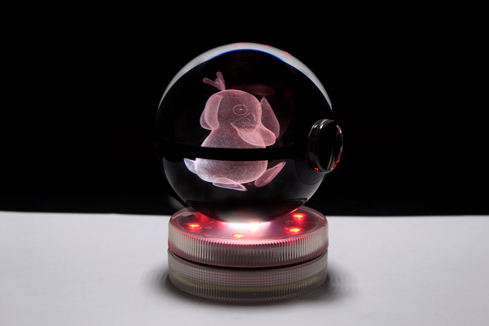 Pikachu Large Crystal Pokeball – GlowingPokeballs