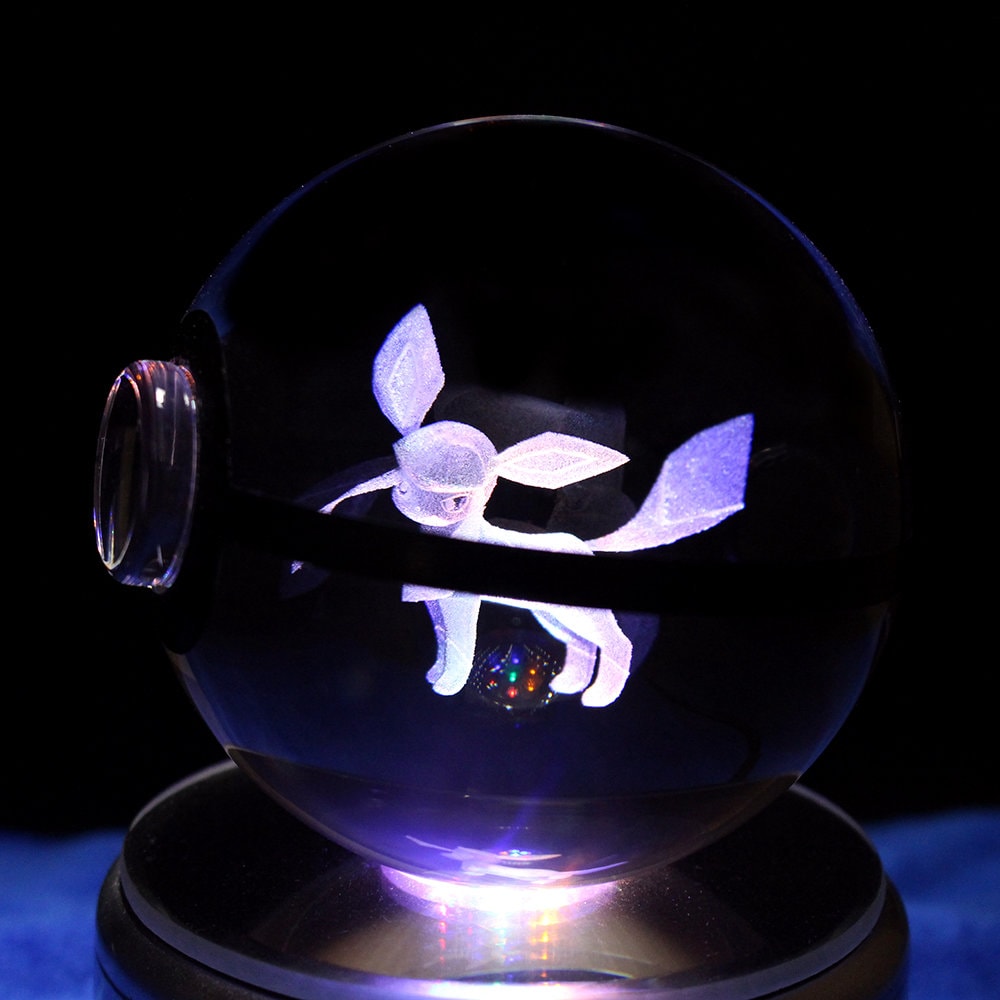 Glaceon Large Crystal Pokeball